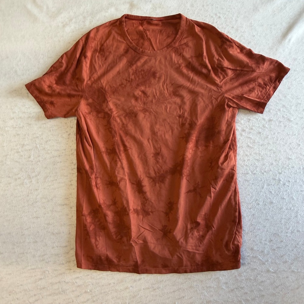 Lululemon T-Shirt Mens M Orange Tie Dye Short Sleeve Crew Neck